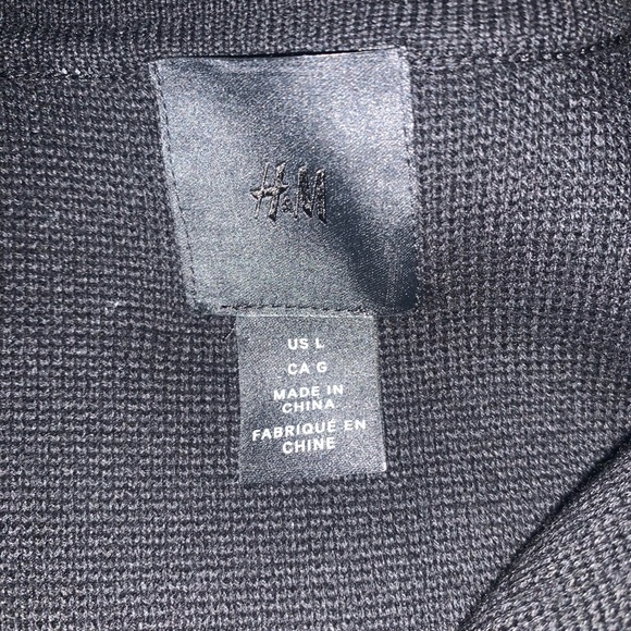 Cardigan - Picture 4 of 4